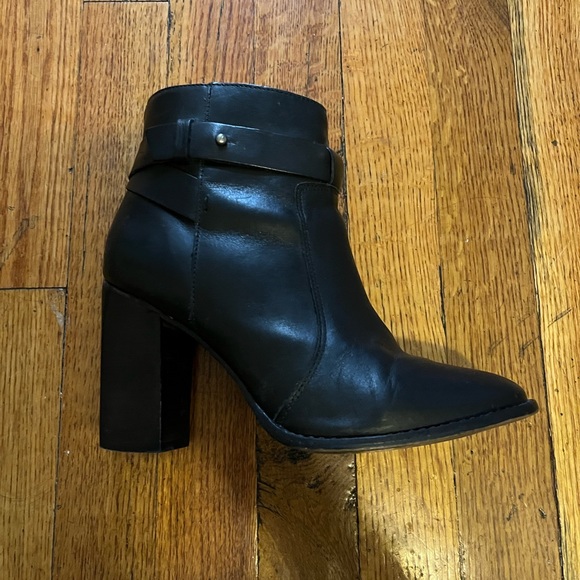 Madewell Collar-Stud Boots in Black - Size 7 - Picture 2 of 6